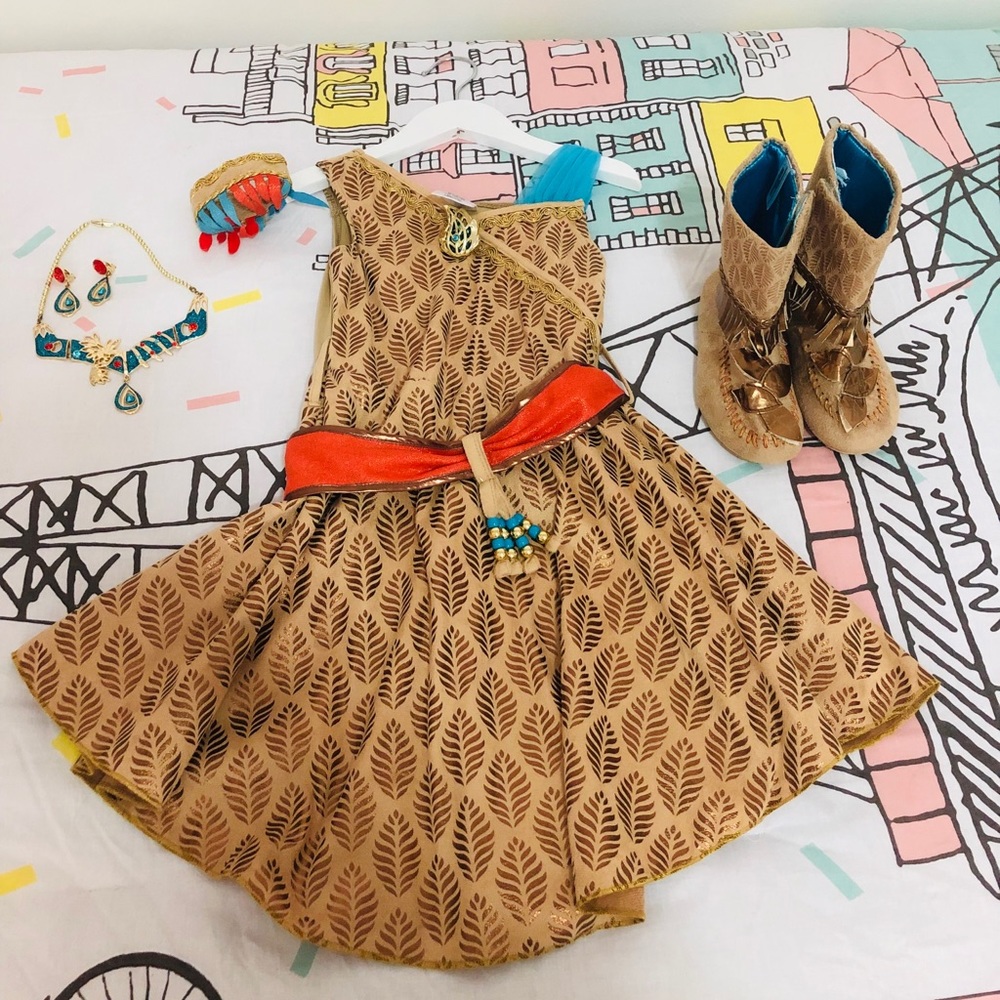 Disney Pocahontas Costume. Jewelry set  and boots